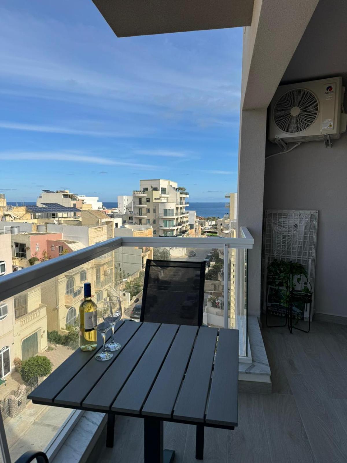 Luxury & Modern Two Bedroom Marsaskala Apartment Exterior photo